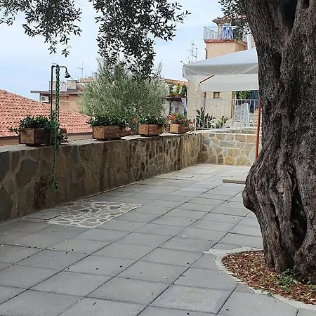 Carmen Dom wakacyjny Pisciotta